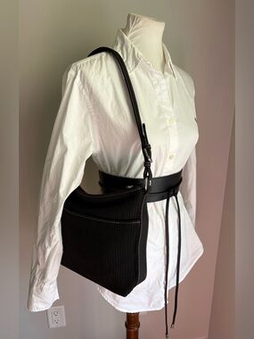 The Sak Woven Shoulder Bag/Purse Silver Hardware In Black